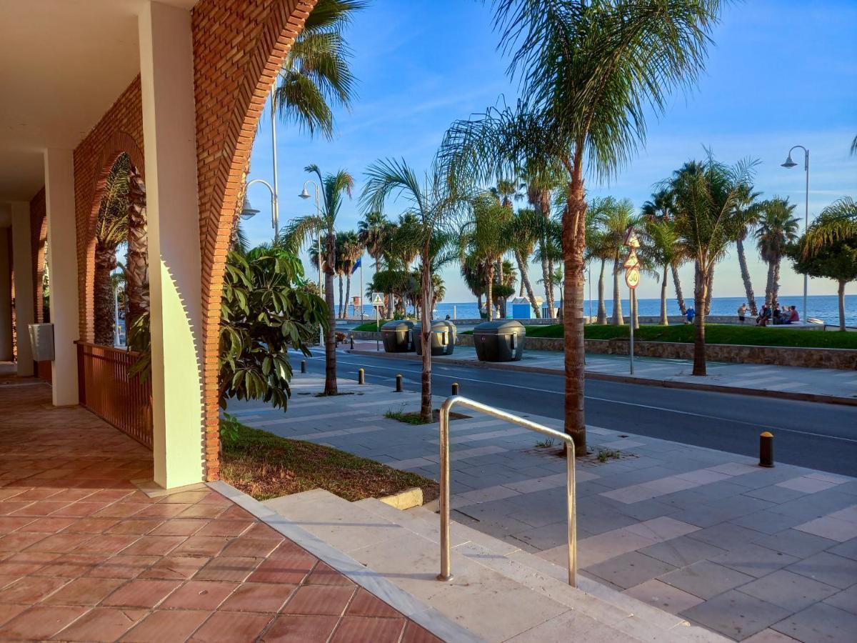 Apartamento Hibisco , Primera Linea De Playa Almuñécar エクステリア 写真